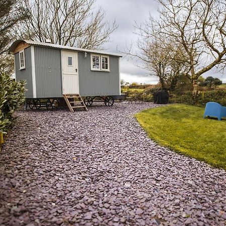 Luxury Shepherd'S Hut On Flower Farm With Outdoor Bath In Mid Cornwall Труро Екстериор снимка